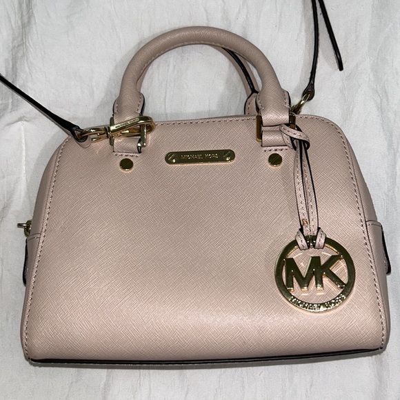 Michael Kors Purse Cross-body - Picture 3 of 8